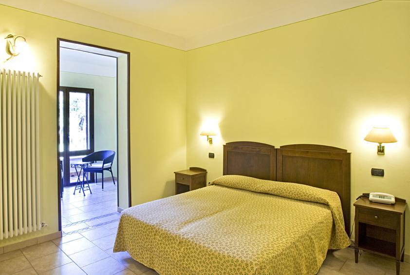 Park Hotel La Pineta Mulazzo Стая снимка